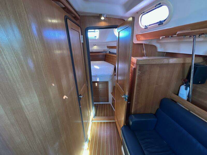 Flagship 35ft Catalina Yacht For Sale