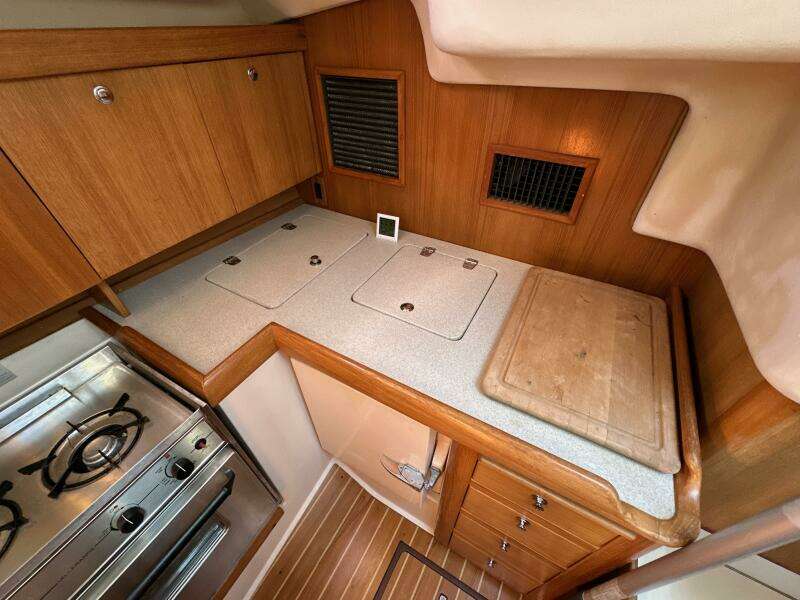 Flagship 35ft Catalina Yacht For Sale