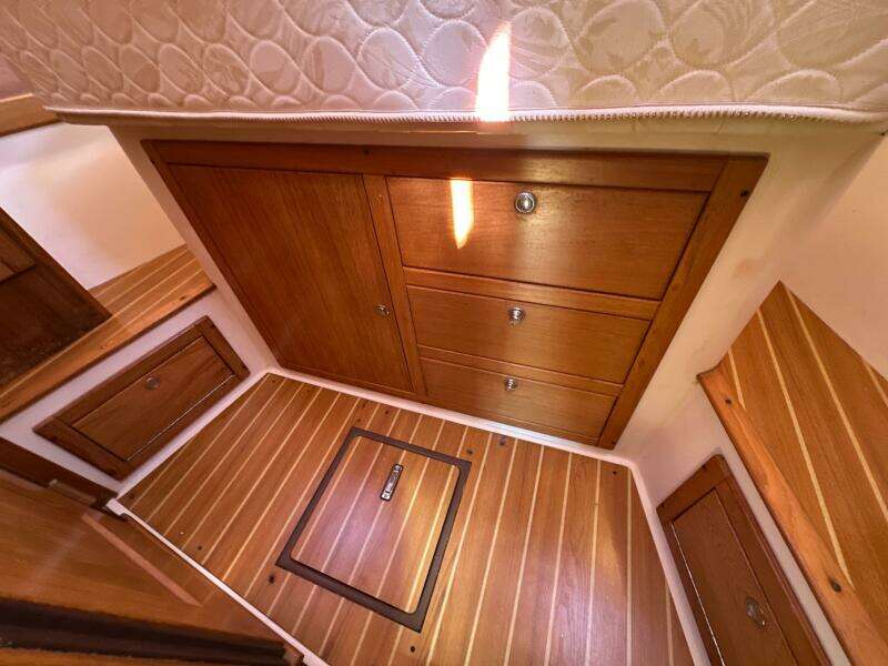 Flagship 35ft Catalina Yacht For Sale