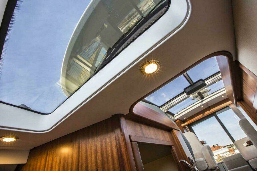43ft Nimbus Yacht For Sale