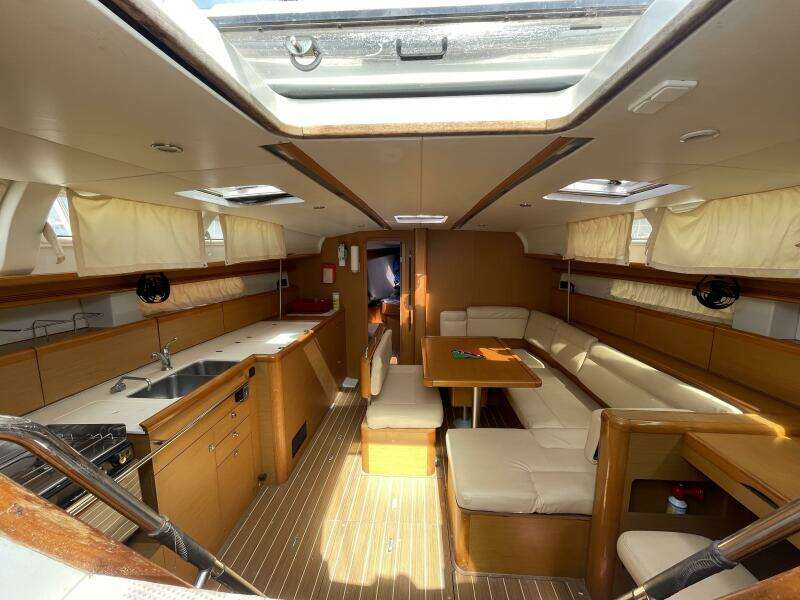 Honu Kai  44ft Jeanneau Yacht For Sale