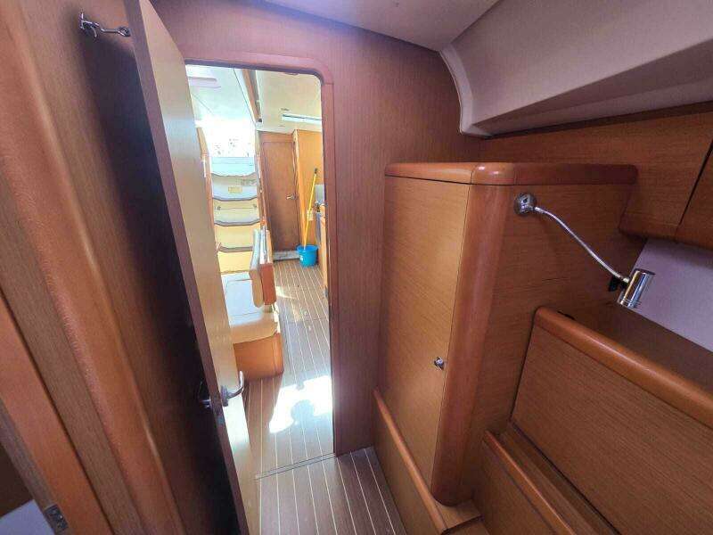 Honu Kai  44ft Jeanneau Yacht For Sale