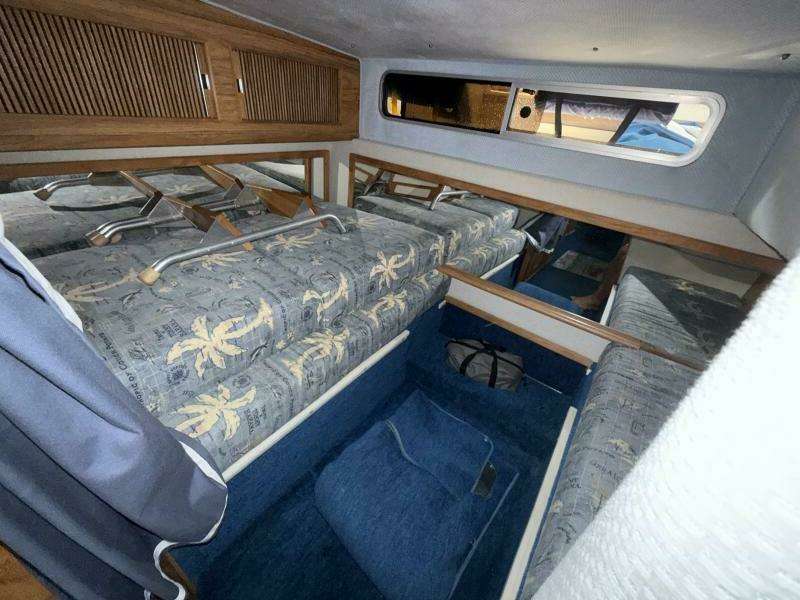 27ft Sea Ray Yacht For Sale