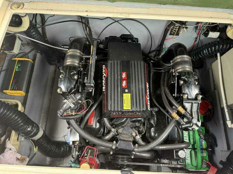 27ft Sea Ray Yacht For Sale