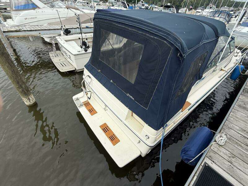 27ft Sea Ray Yacht For Sale