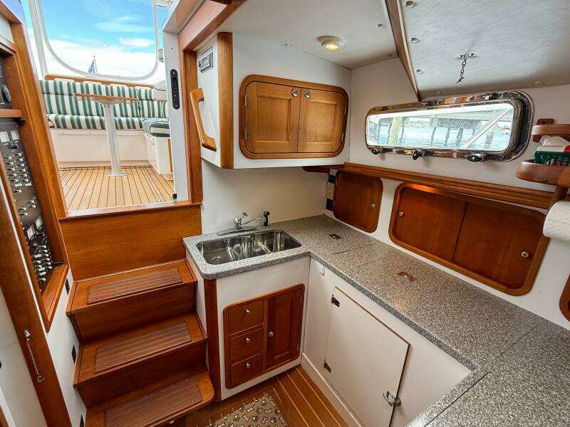 Waypoint 34ft Legacy Yacht For Sale
