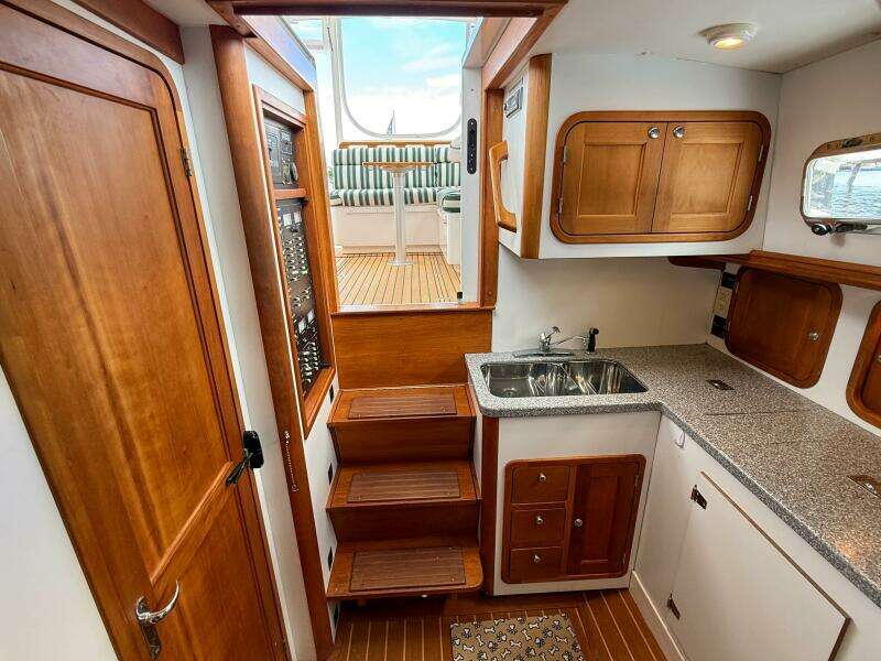 Waypoint 34ft Legacy Yacht For Sale