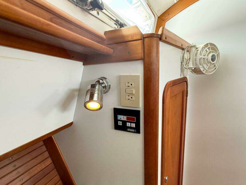 Waypoint 34ft Legacy Yacht For Sale