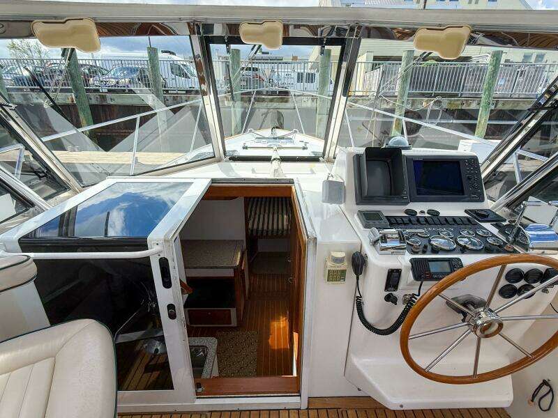 Waypoint 34ft Legacy Yacht For Sale