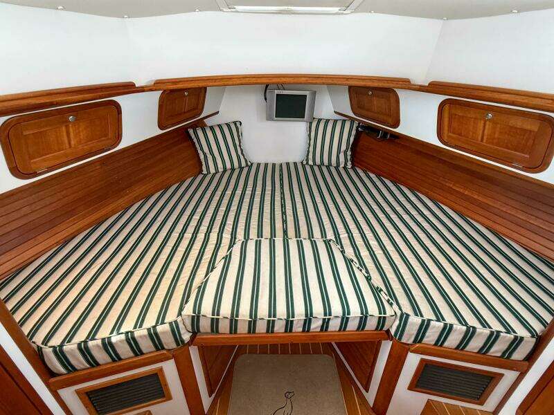Waypoint 34ft Legacy Yacht For Sale