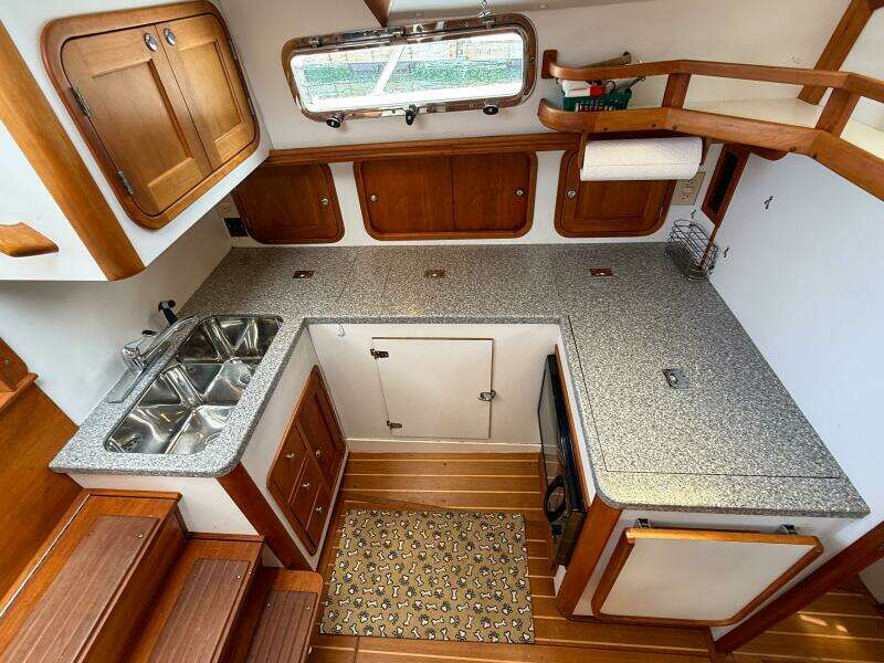 Waypoint 34ft Legacy Yacht For Sale
