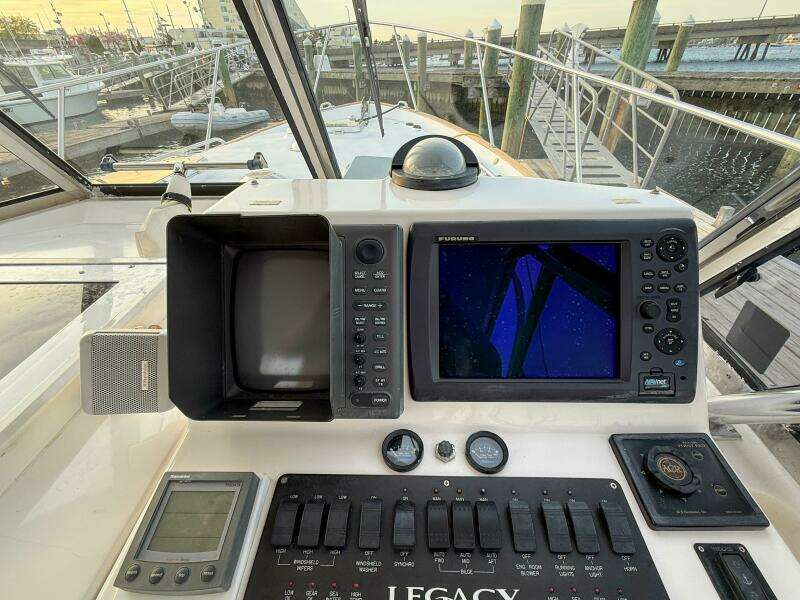 Waypoint 34ft Legacy Yacht For Sale