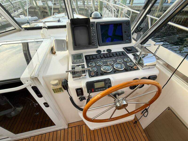Waypoint 34ft Legacy Yacht For Sale