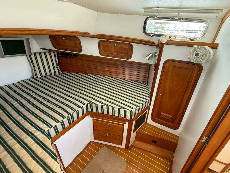 Waypoint 34ft Legacy Yacht For Sale