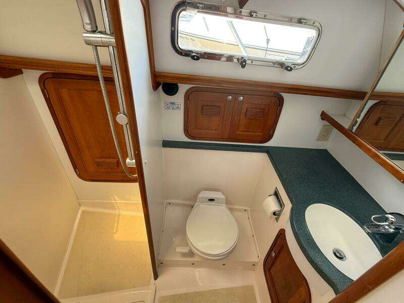 Waypoint 34ft Legacy Yacht For Sale