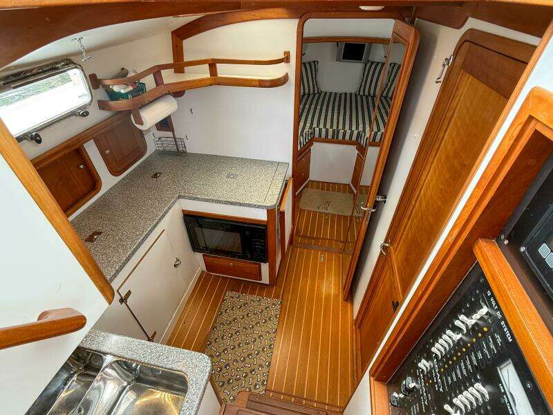 Waypoint 34ft Legacy Yacht For Sale
