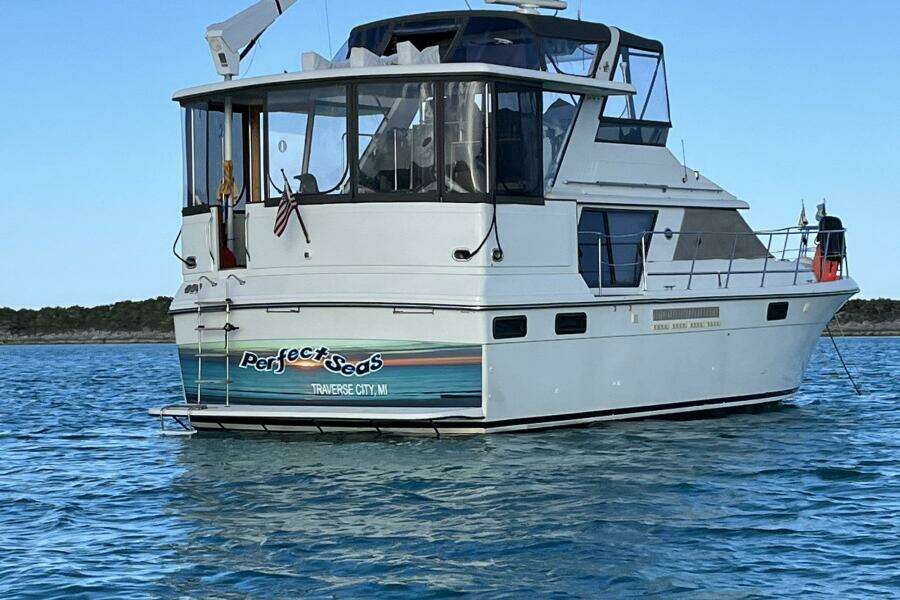 PerfectSeas 42ft Carver Yacht For Sale