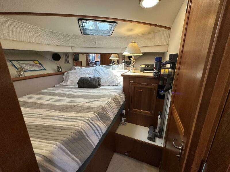 PerfectSeas 42ft Carver Yacht For Sale