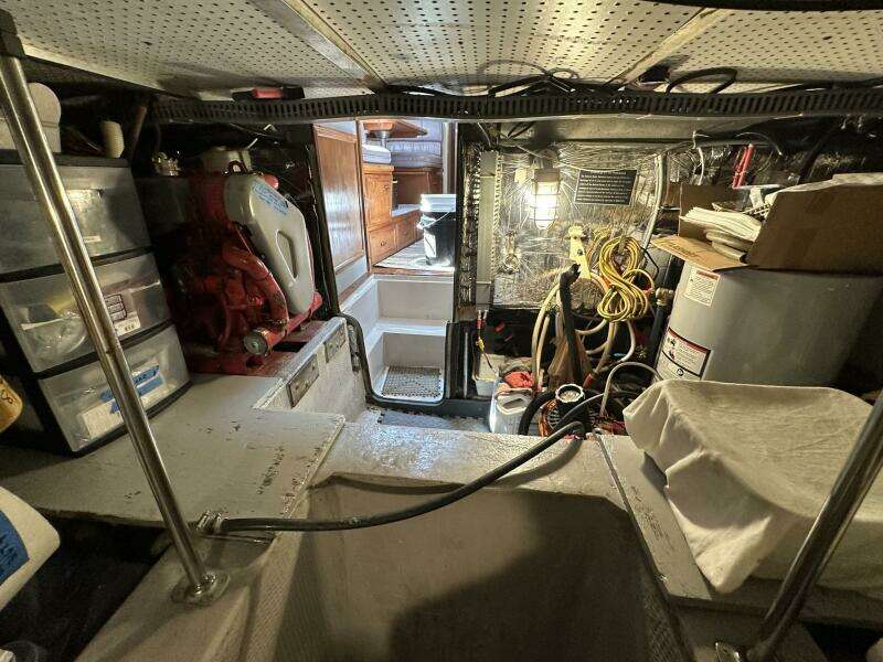 PerfectSeas 42ft Carver Yacht For Sale