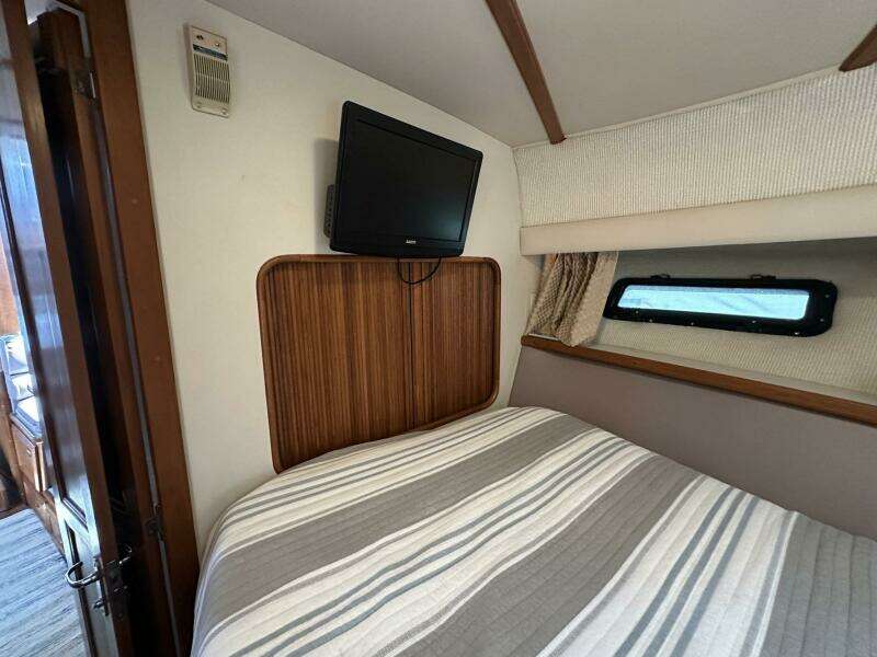 PerfectSeas 42ft Carver Yacht For Sale
