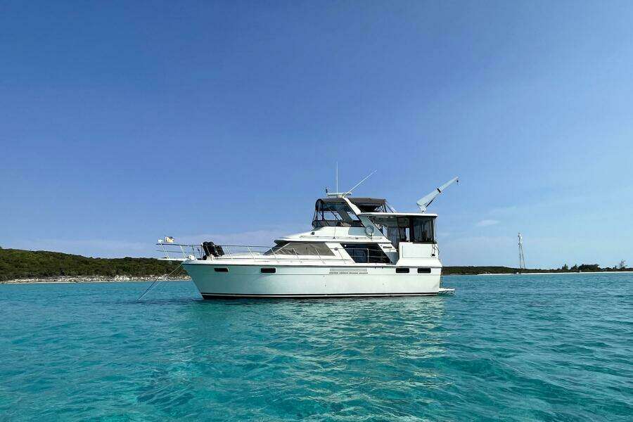 PerfectSeas 42ft Carver Yacht For Sale