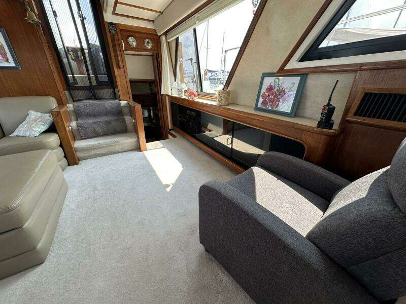 PerfectSeas 42ft Carver Yacht For Sale