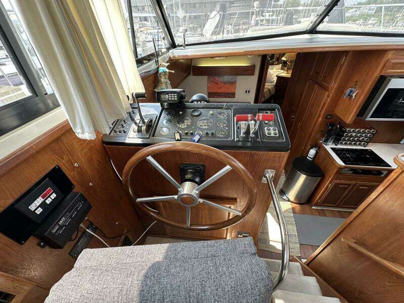 PerfectSeas 42ft Carver Yacht For Sale