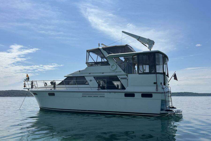 PerfectSeas 42ft Carver Yacht For Sale