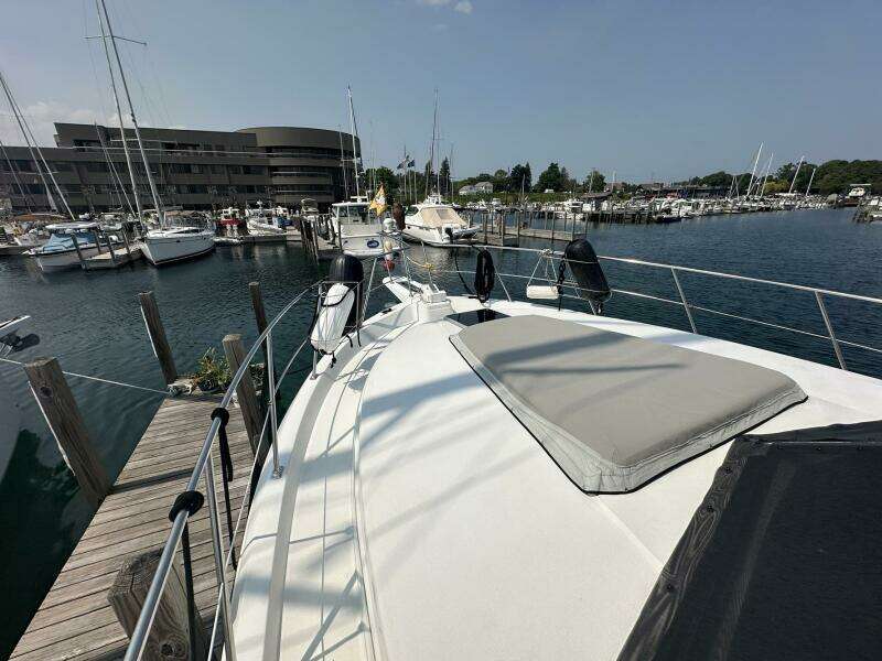 PerfectSeas 42ft Carver Yacht For Sale