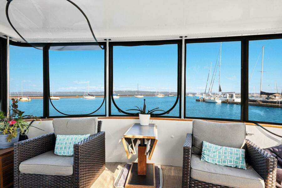 PerfectSeas 42ft Carver Yacht For Sale
