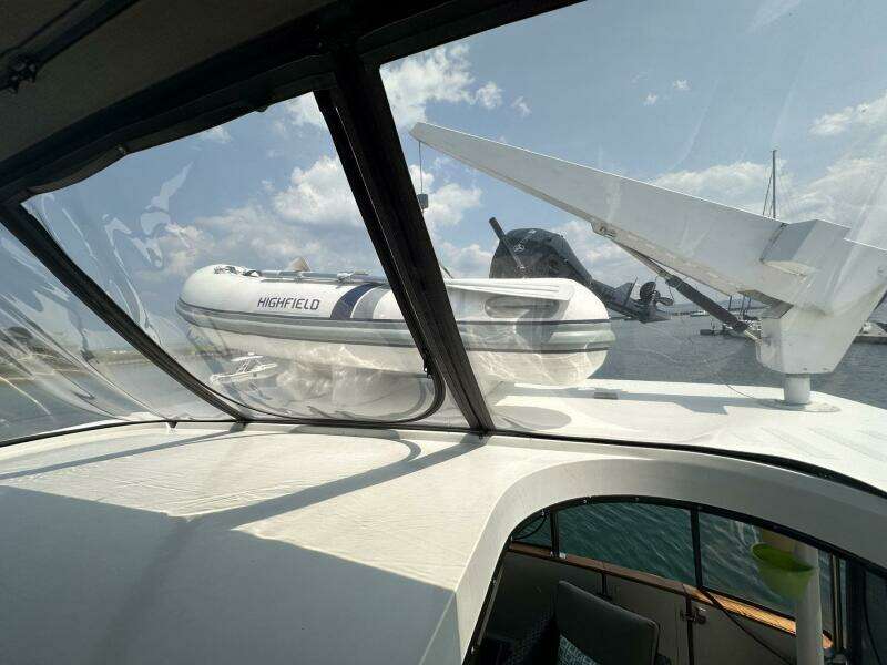 PerfectSeas 42ft Carver Yacht For Sale