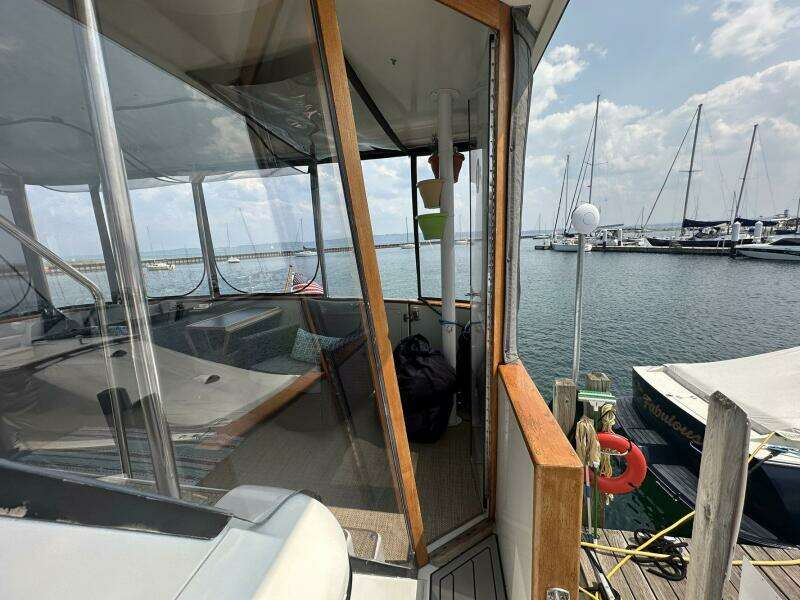 PerfectSeas 42ft Carver Yacht For Sale