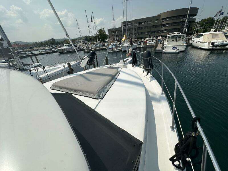 PerfectSeas 42ft Carver Yacht For Sale