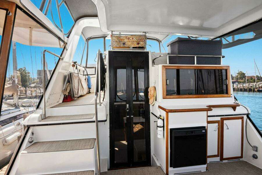 PerfectSeas 42ft Carver Yacht For Sale