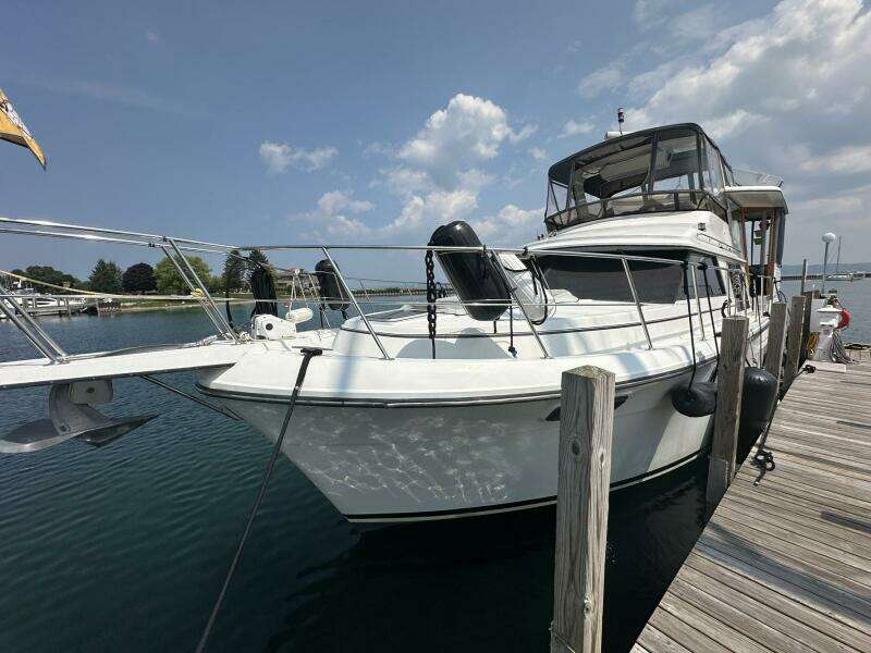 PerfectSeas 42ft Carver Yacht For Sale