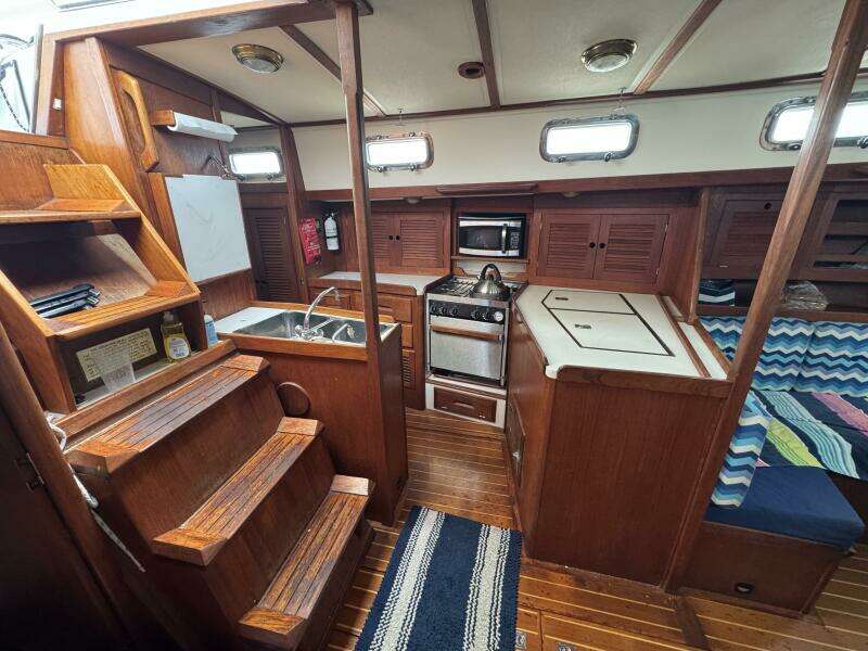 Bittersweet 41ft Tartan Yacht For Sale