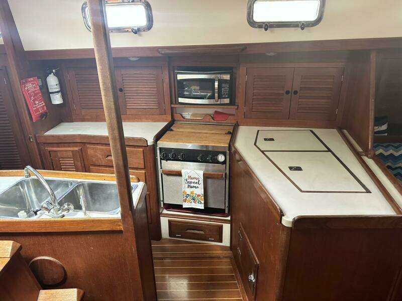 Bittersweet 41ft Tartan Yacht For Sale