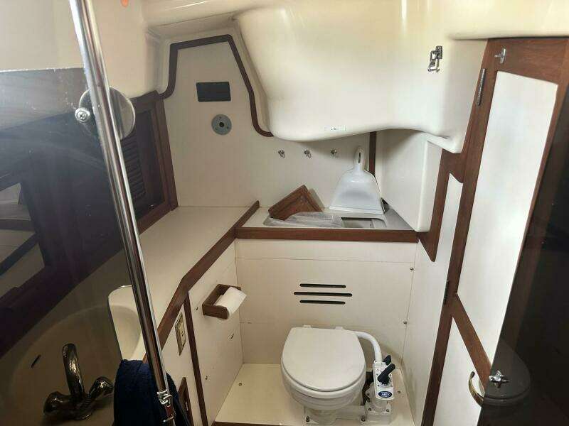Bittersweet 41ft Tartan Yacht For Sale