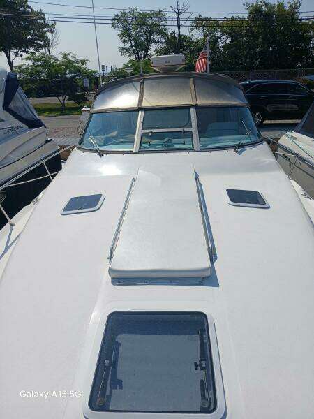 Light Wave 33ft Sea Ray Yacht For Sale