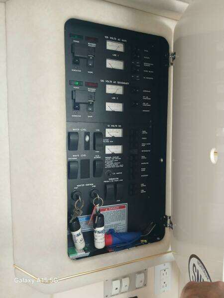 Light Wave 33ft Sea Ray Yacht For Sale