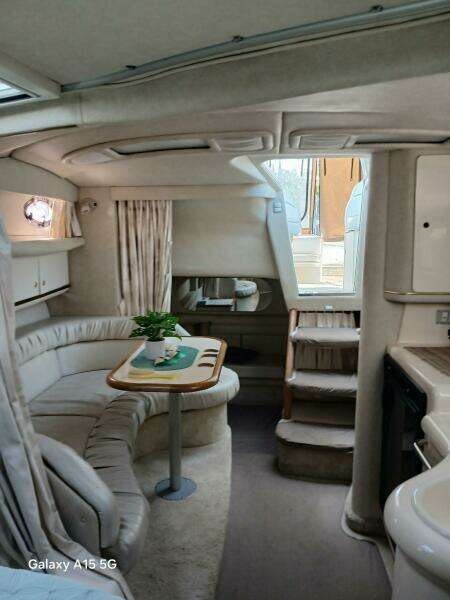 Light Wave 33ft Sea Ray Yacht For Sale