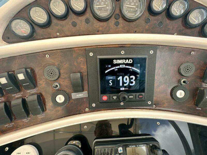 Island Time 40ft Riviera Yacht For Sale
