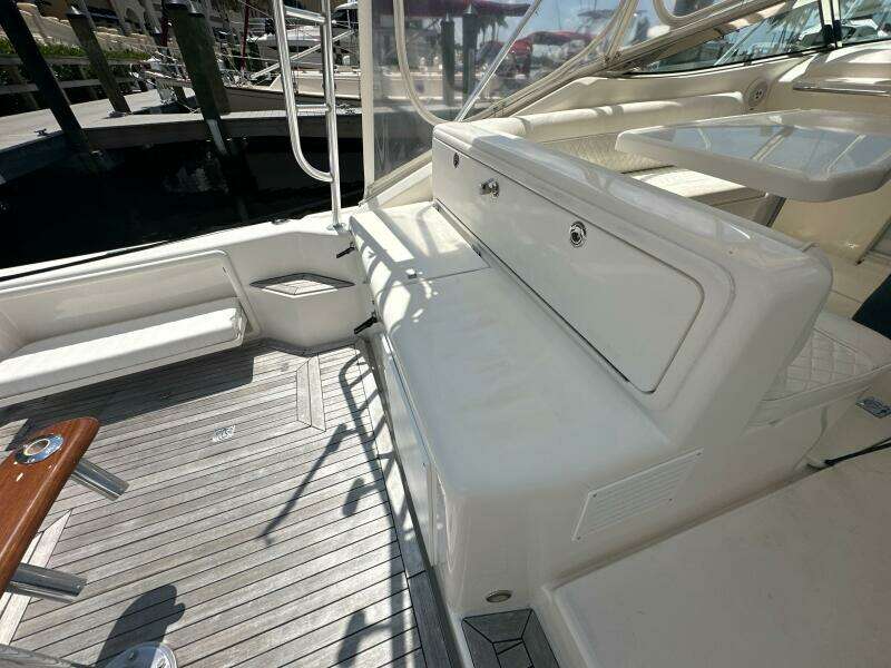 Island Time 40ft Riviera Yacht For Sale