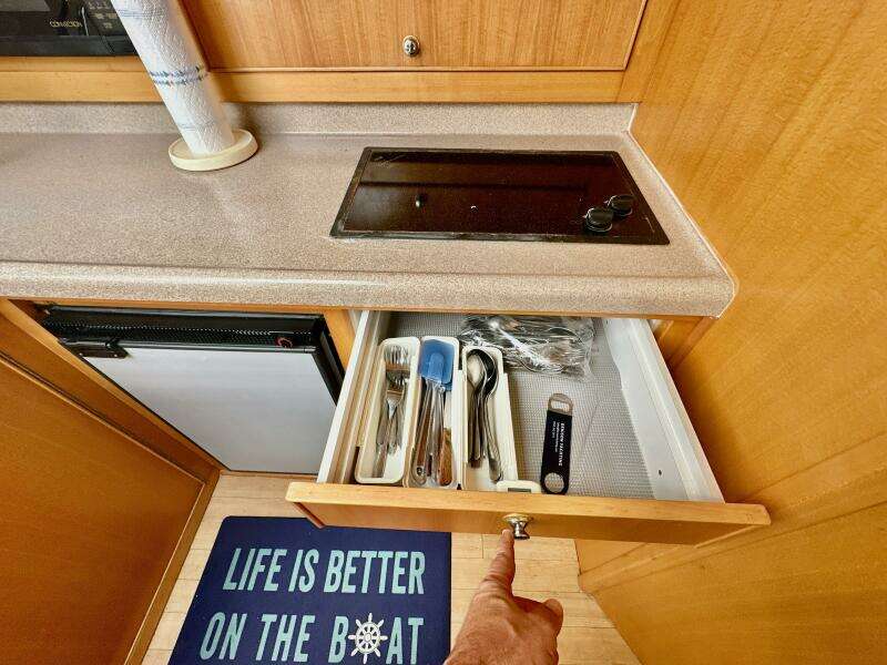 Island Time 40ft Riviera Yacht For Sale