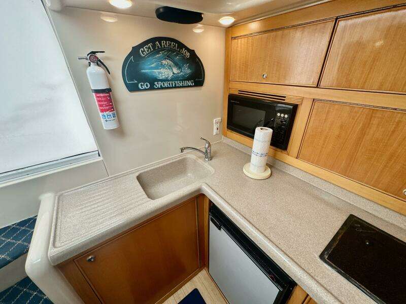 Island Time 40ft Riviera Yacht For Sale