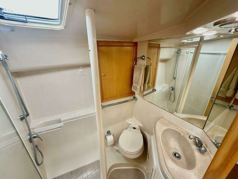 Island Time 40ft Riviera Yacht For Sale