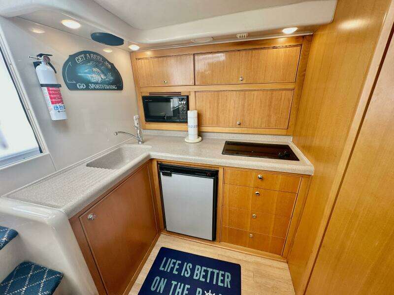 Island Time 40ft Riviera Yacht For Sale