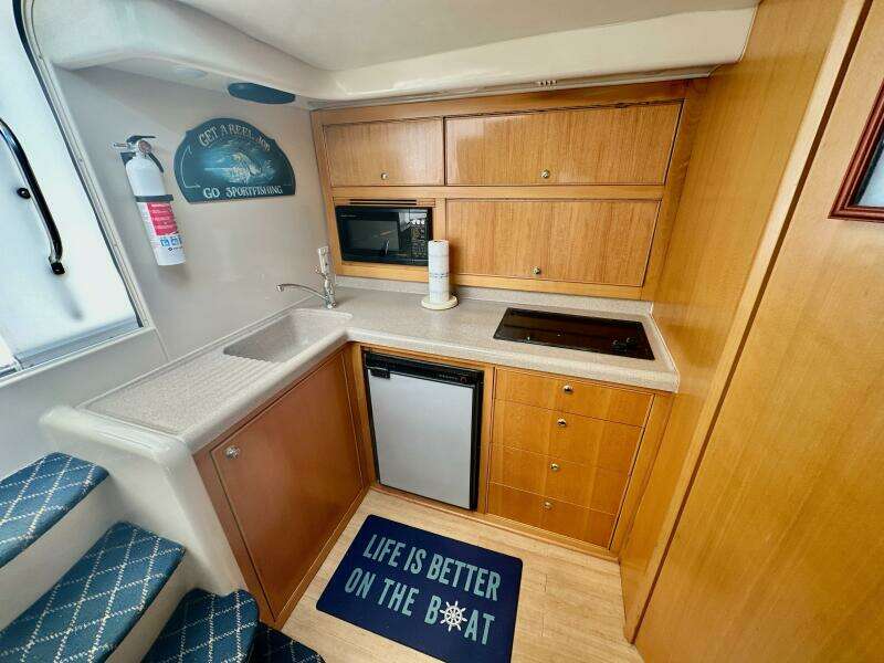 Island Time 40ft Riviera Yacht For Sale