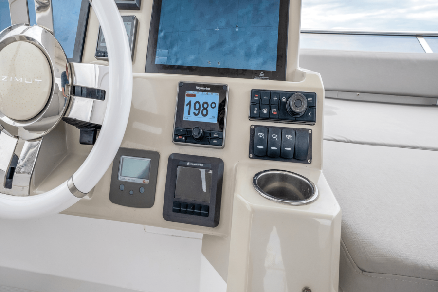 50ft Azimut Yacht For Sale