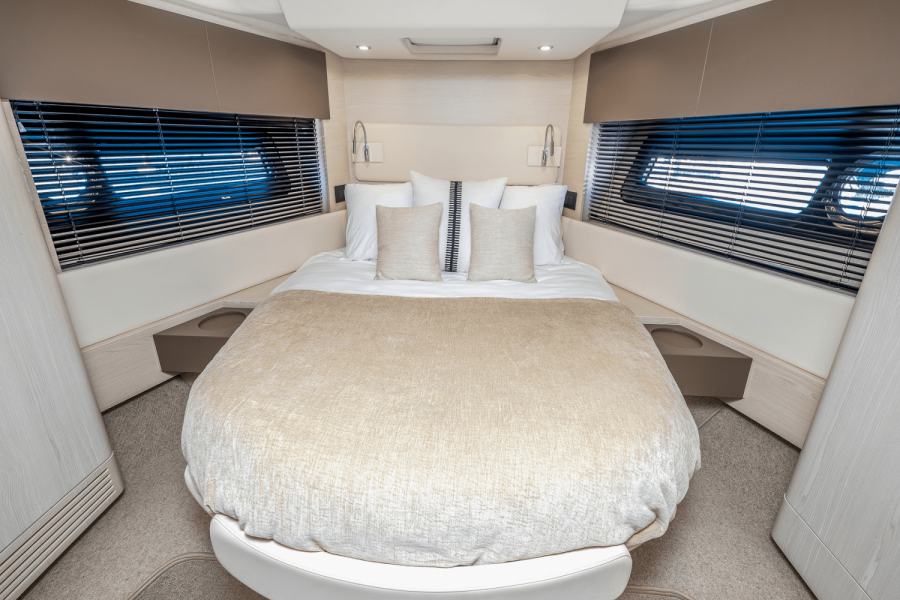 50ft Azimut Yacht For Sale